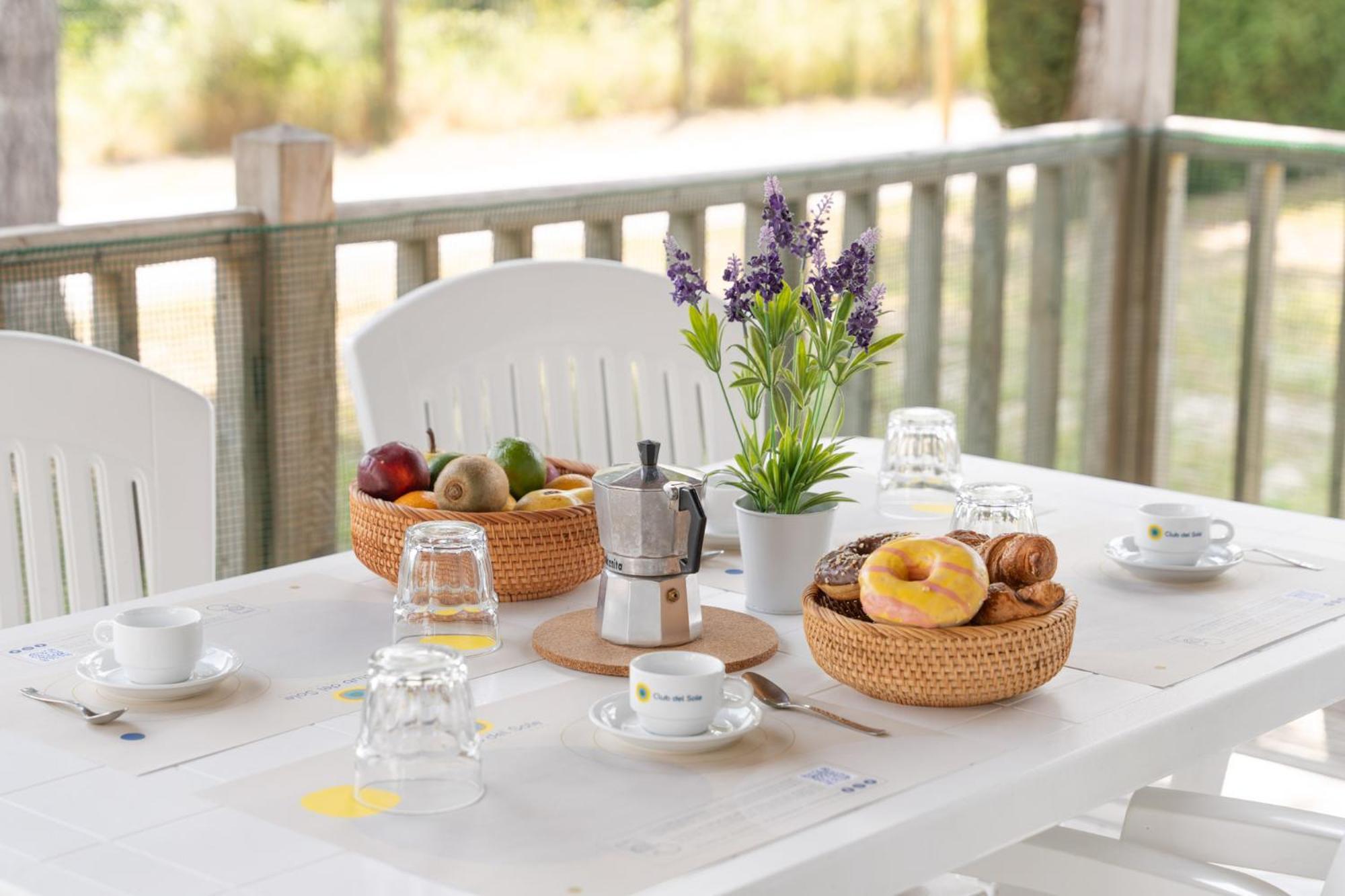 فندق Club Del Sole Spina Family Collection ليدو دي سبينا المظهر الخارجي الصورة